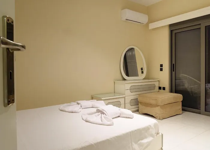 Lazarous 2 * Apolakkia